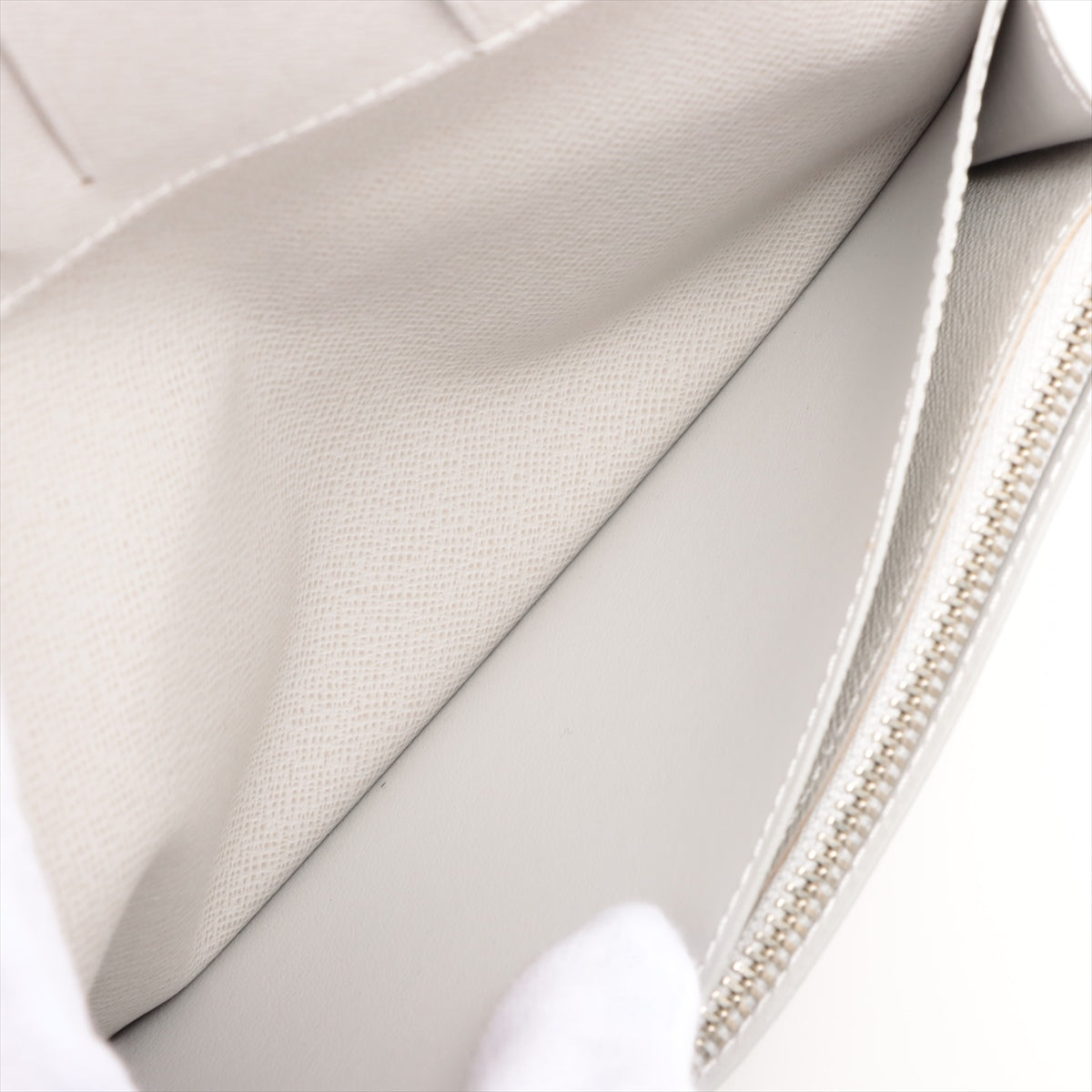 Louis Vuitton Taigaama Portfolio Braza M30298 Wallet