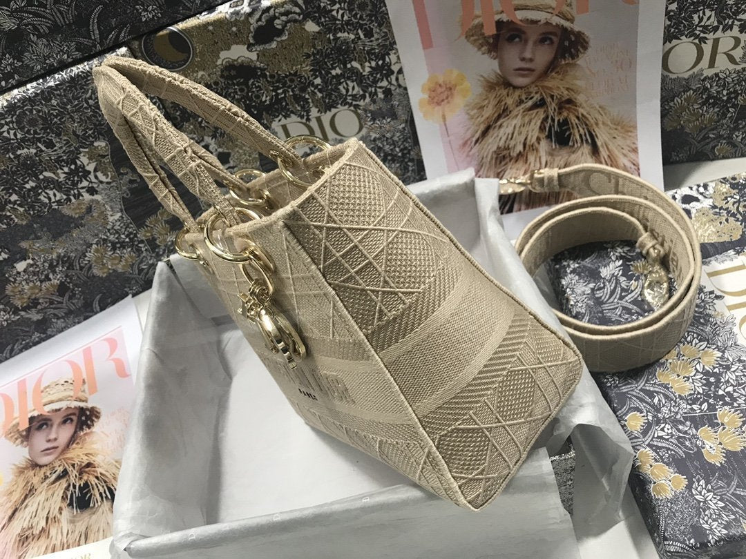 Luxury DiorMEDIUM LADY D-LITE BEIGE CANNAGE EMBROIDERY
