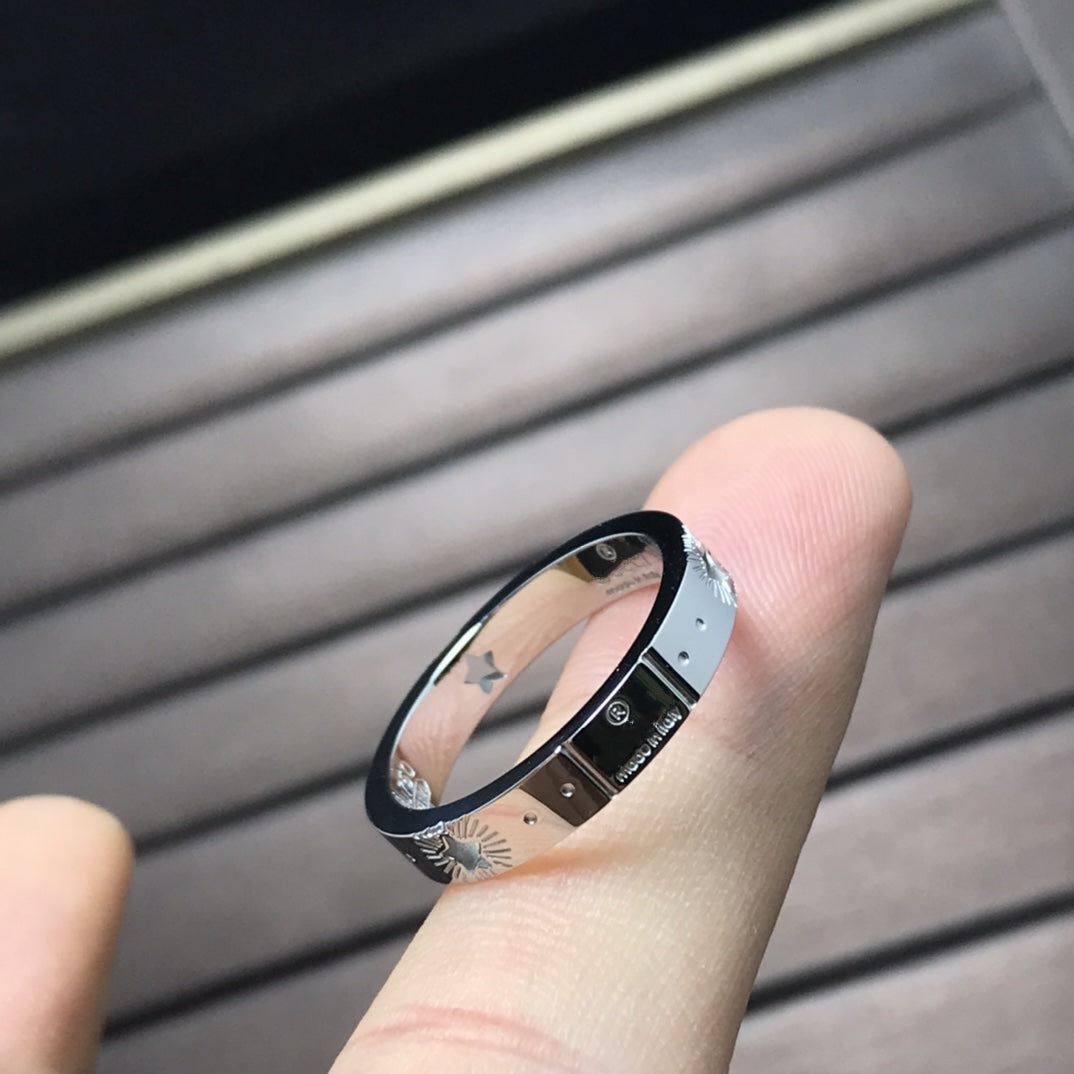 Luxury Gucci ICON RING WITH STAR