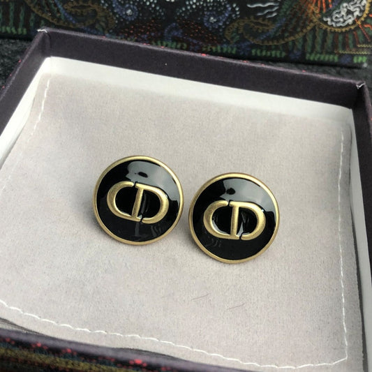 Luxury DiorSTUD ONYX EARRINGS