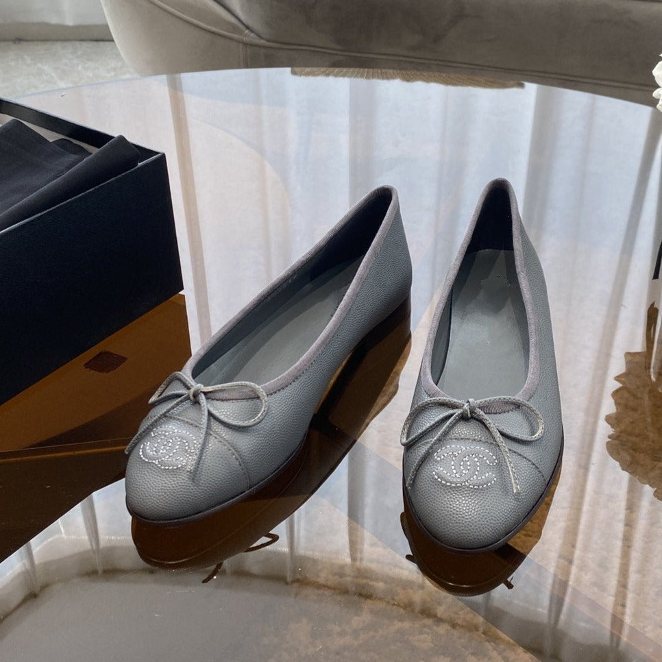 Luxury Chanel ballet flats grey grained calfskin