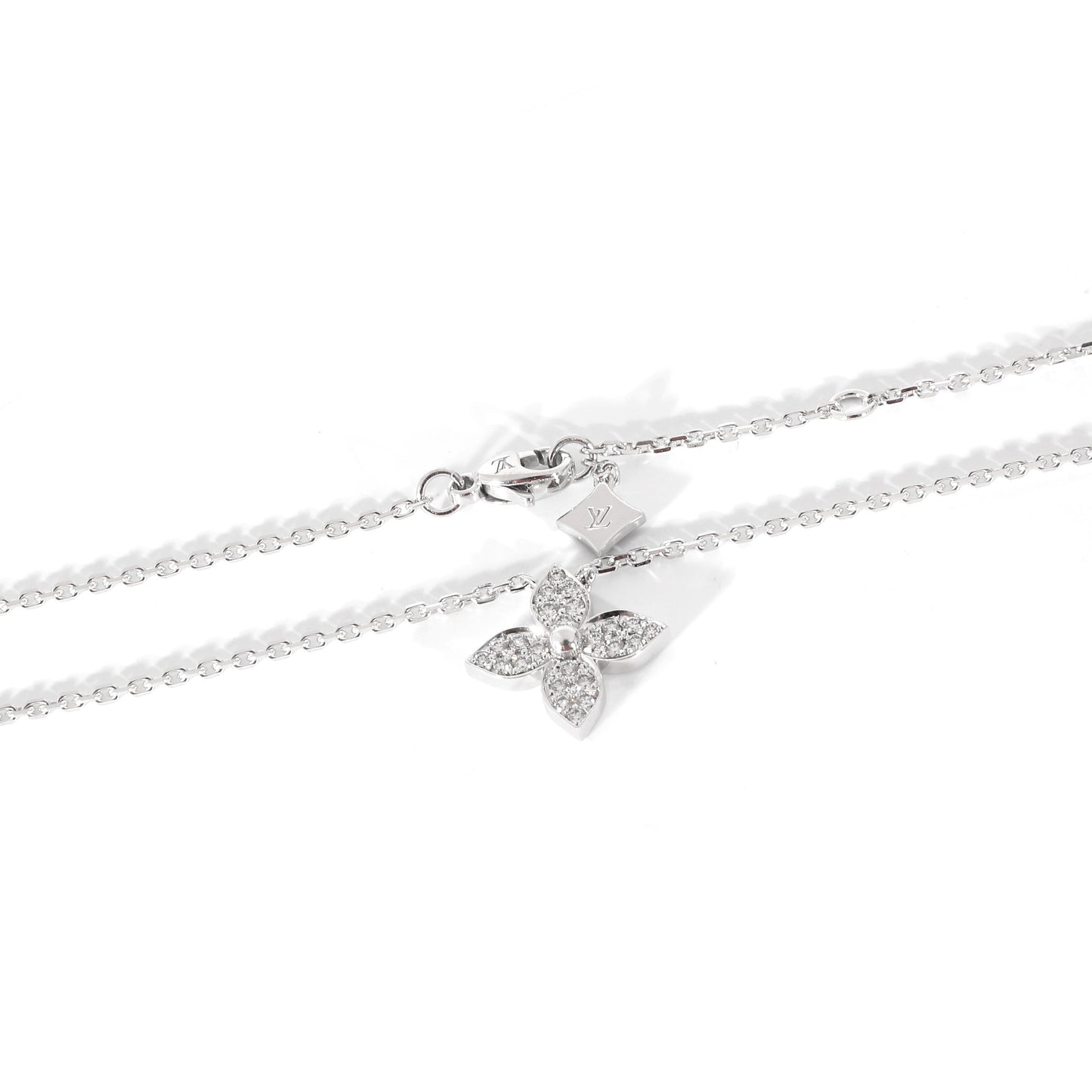 Louis Vuitton Louis Vuitton Idylle Blossom Necklace in 18k White Gold 0.2 CTW