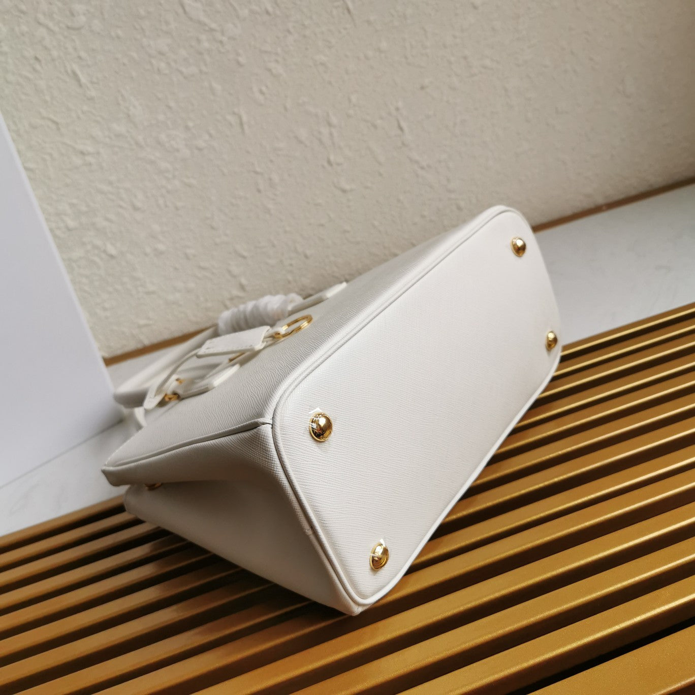 Luxury PradaMEDIUM GALLERIA 28 WHITE SAFFIANO LEATHER