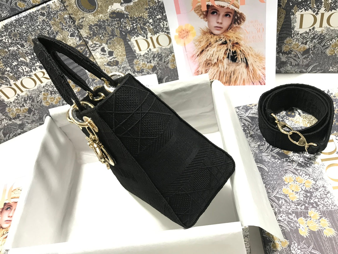 Luxury DiorMEDIUM LADY D-LITE 24 BLACK CANNANGE EMBROIDERY