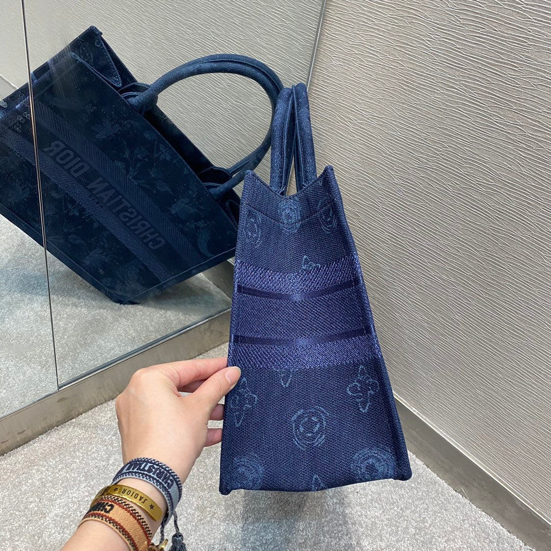 Luxury DiorSMALL BOOK TOTE BAG 36 BLUE