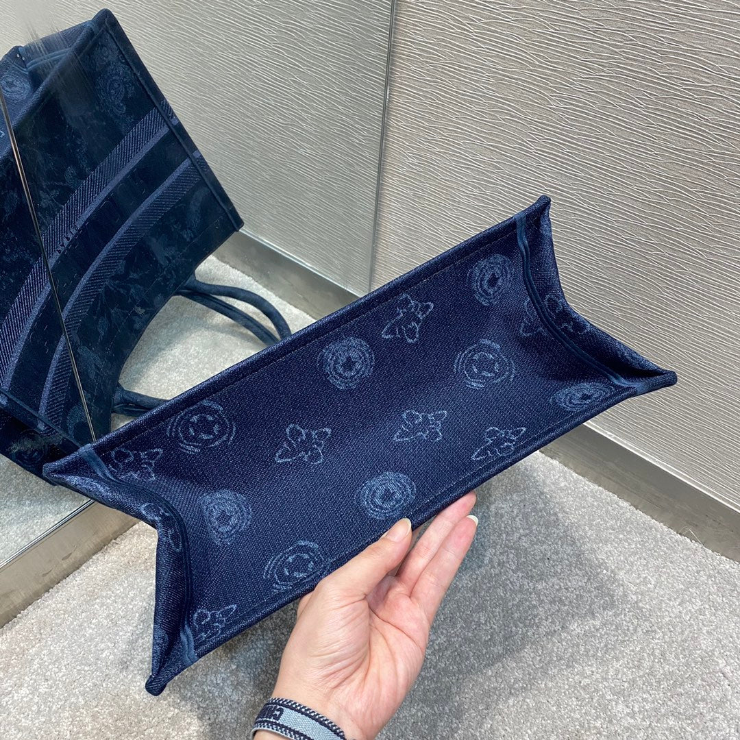 Luxury DiorSMALL BOOK TOTE BAG 36 BLUE