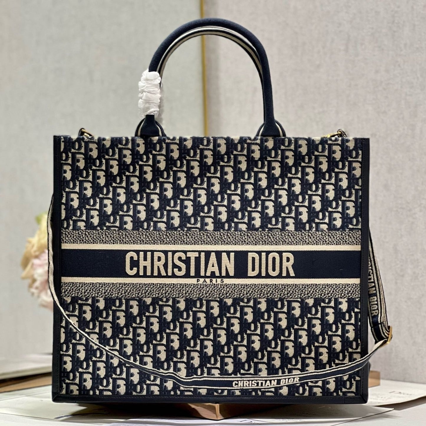 Luxury DiorLARGE BOOK TOTE 42 BLUE OBLIQUE EMBROIDERY