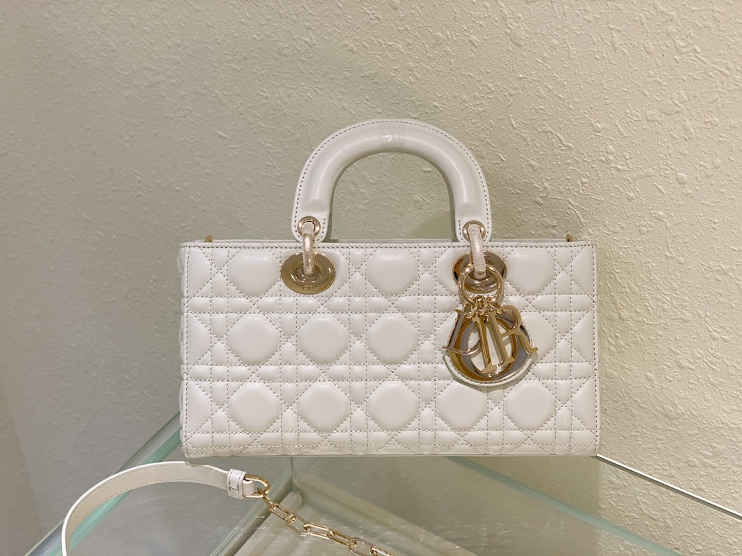 Luxury DiorMEDIUM LADY D-JOY 26 WHITE LAMBSKIN