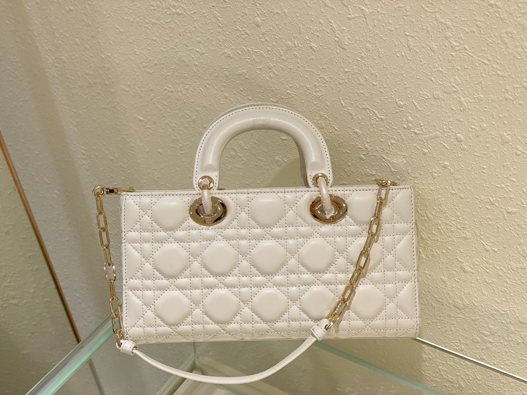 Luxury DiorMEDIUM LADY D-JOY 26 WHITE LAMBSKIN