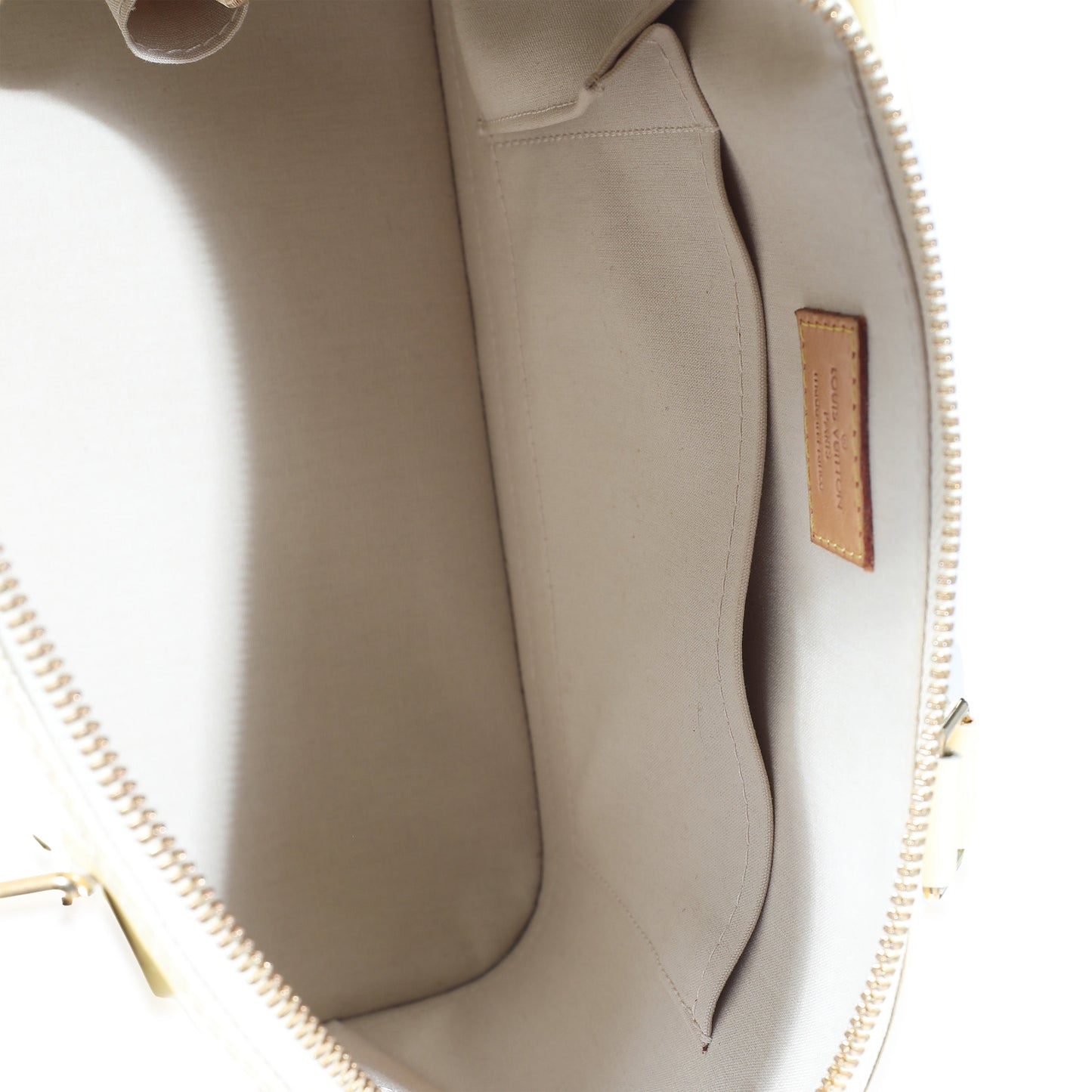 Louis Vuitton Louis Vuitton Blanc Corail Monogram Vernis Alma PM