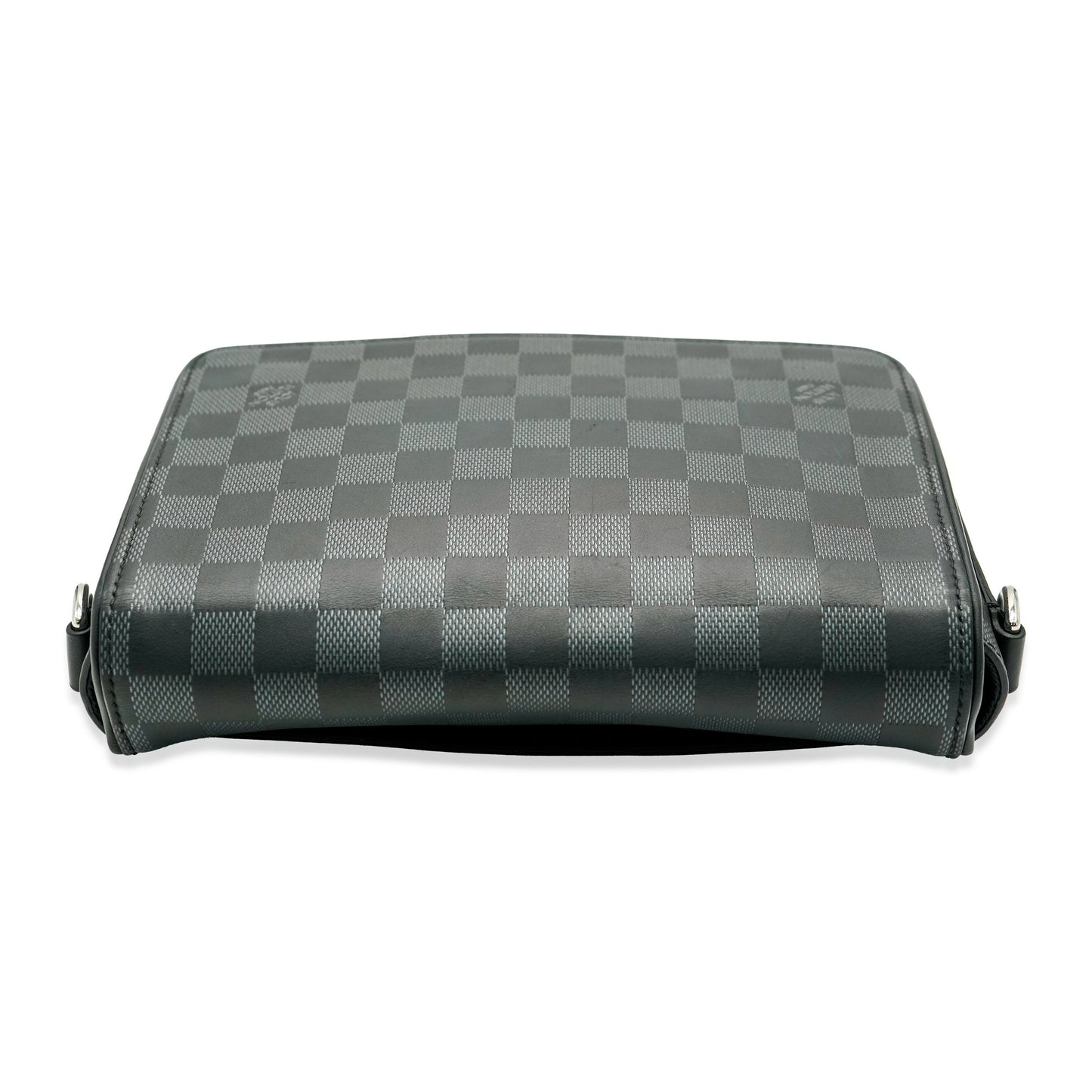 Louis Vuitton Louis Vuitton Onyx Damier Infini Studio Messenger