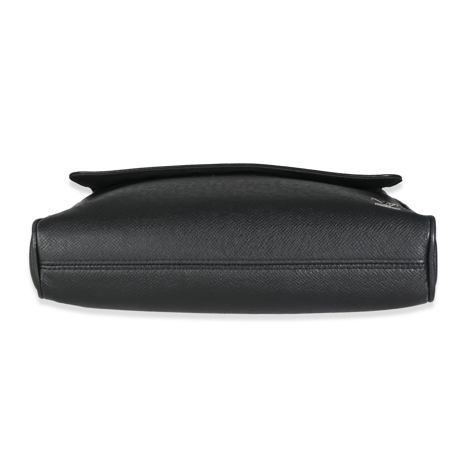 Louis Vuitton Black Taiga Alex Messenger PM