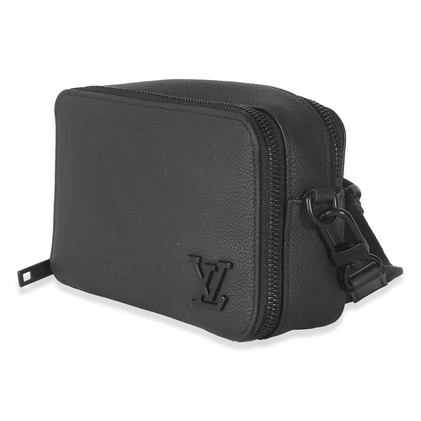 Louis Vuitton Black Taurillon Alpha Wearable Wallet