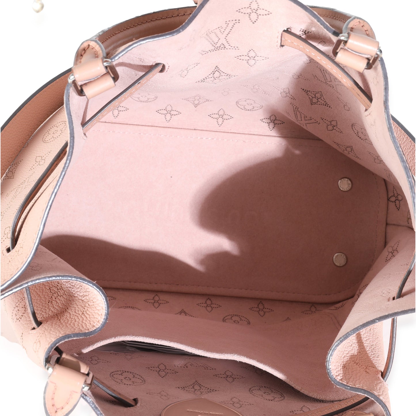 Louis Vuitton Magnolia Monogram Mahina Girolata