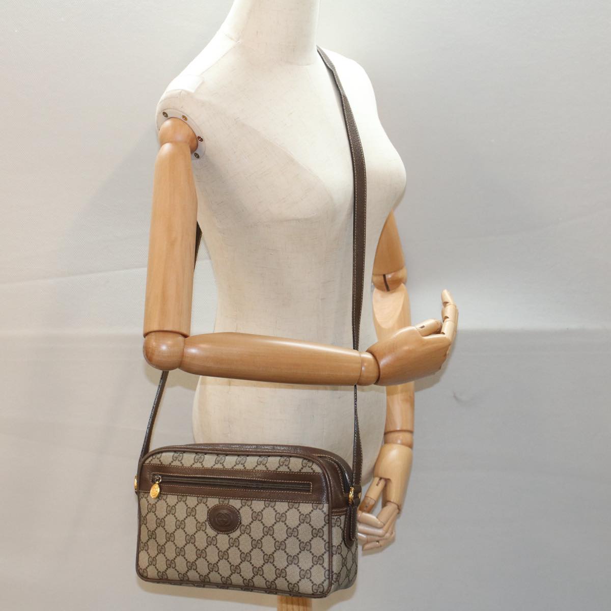 Gucci Gg Canvas  Canvas Shoulder Bag