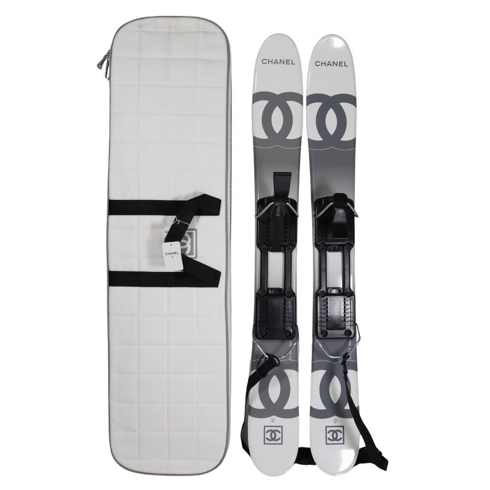 Chanel Short Skis Resin Unisex 2000
