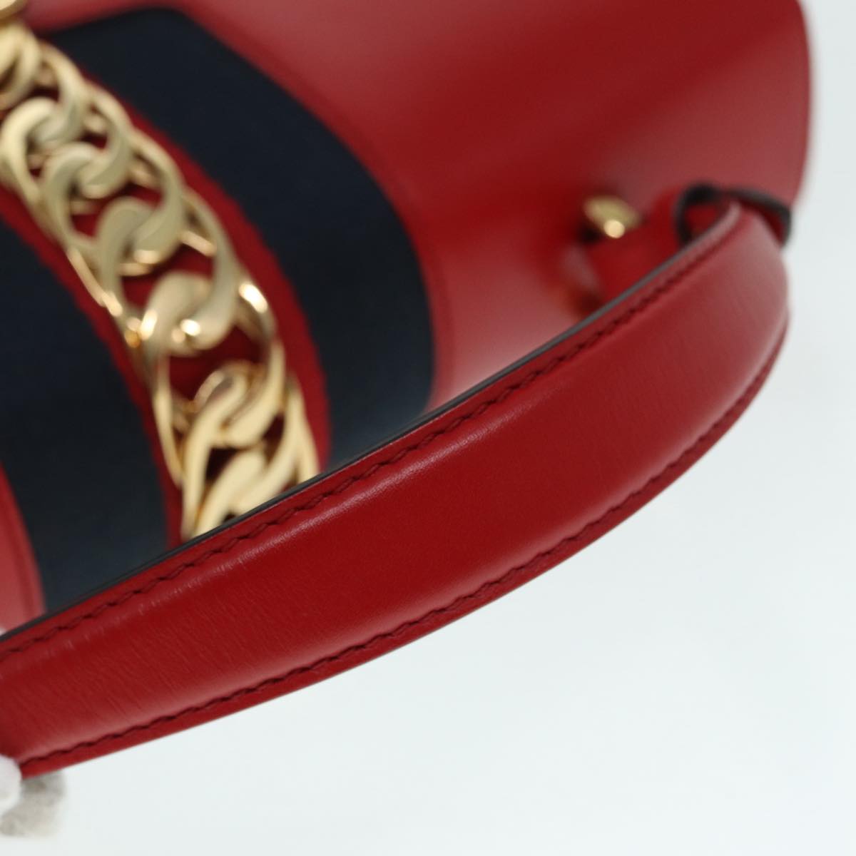Gucci Sylvie  Leather Handbag ()