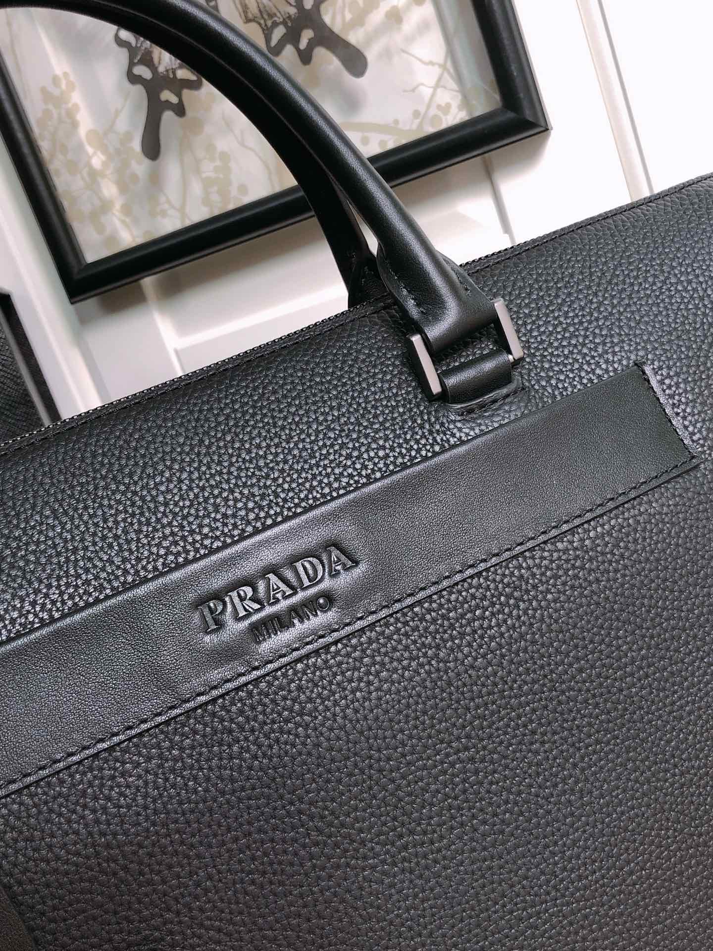 Luxury PradaBRIEFCASE 40 IN BLACK GRAINED CALFSKIN