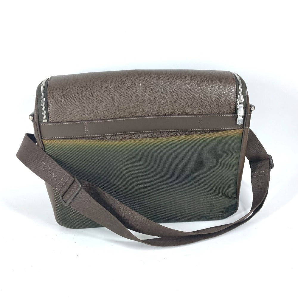 LOUIS VUITTON Shoulder Bag M30868 Taiga Leather, Nylon Brown Taiga Thai meal