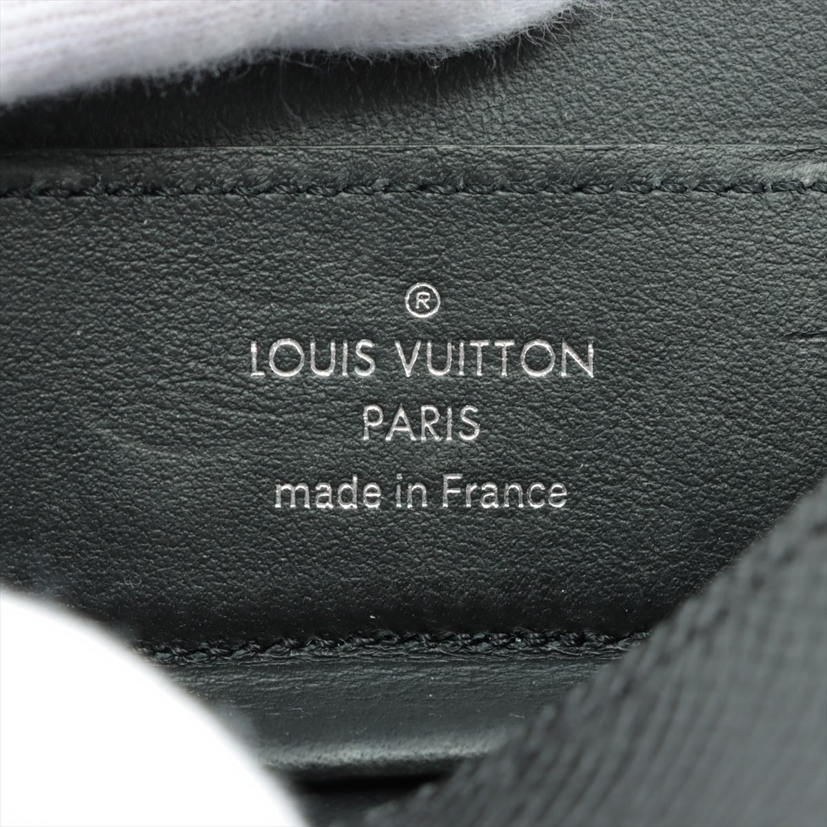 Louis Vuitton Taiga Portmone Boat M30382 Noir Coinpass