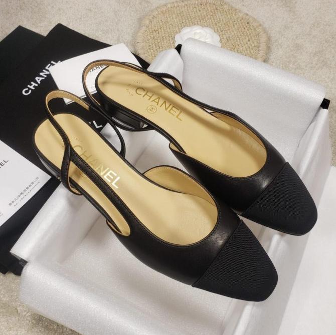 Luxury Chanel Slingback Flat Beige Lambskin Black Grosgrain Lambskin