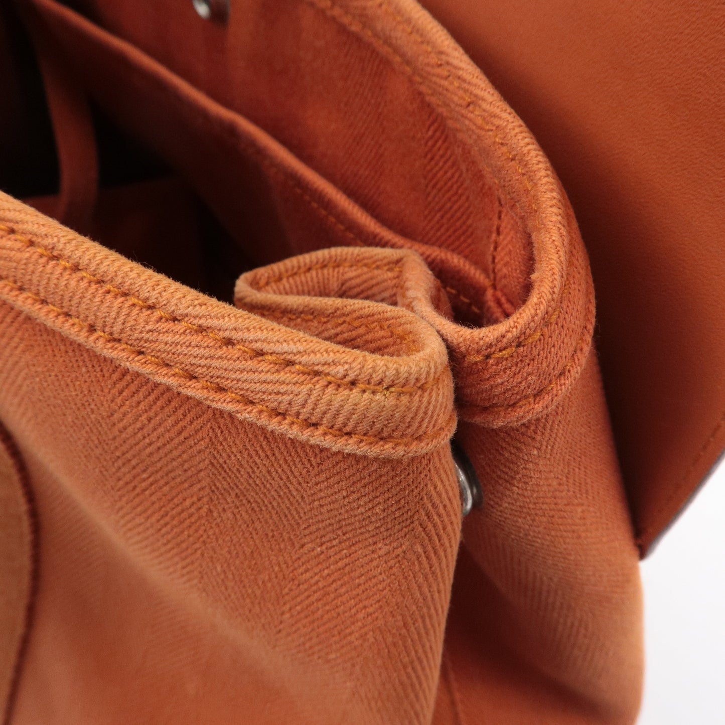 Luxury Hermes Toile Chevrons Leather Valparaiso PM Bag I Stamp Orange