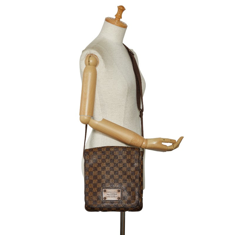 Louis Vuitton Damier Brooklyn PM Shoulder Bag N51210