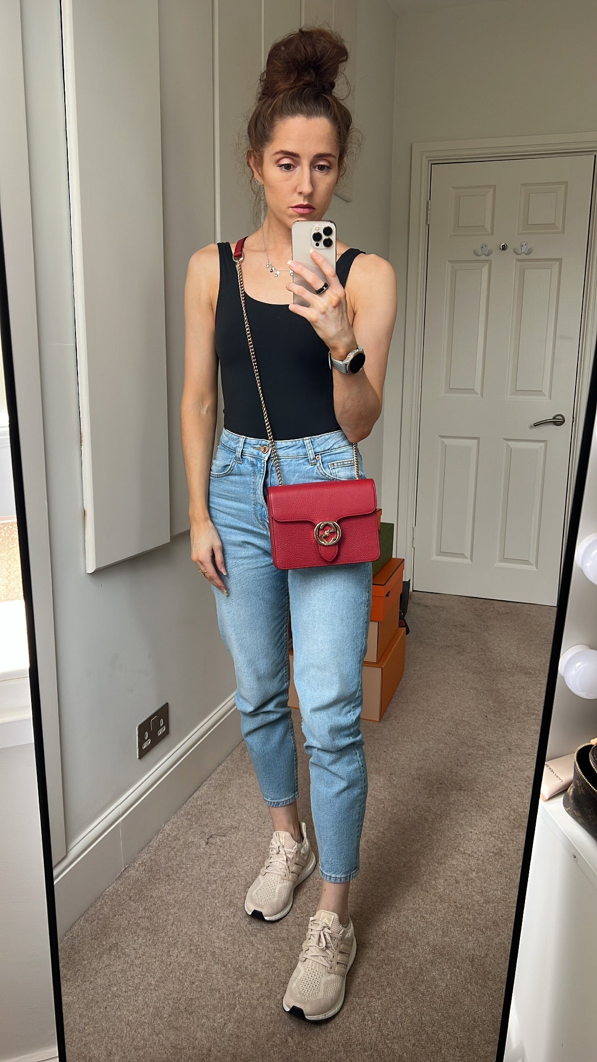 Luxury Gucci Interlocking GG Red Small Shoulder Bag