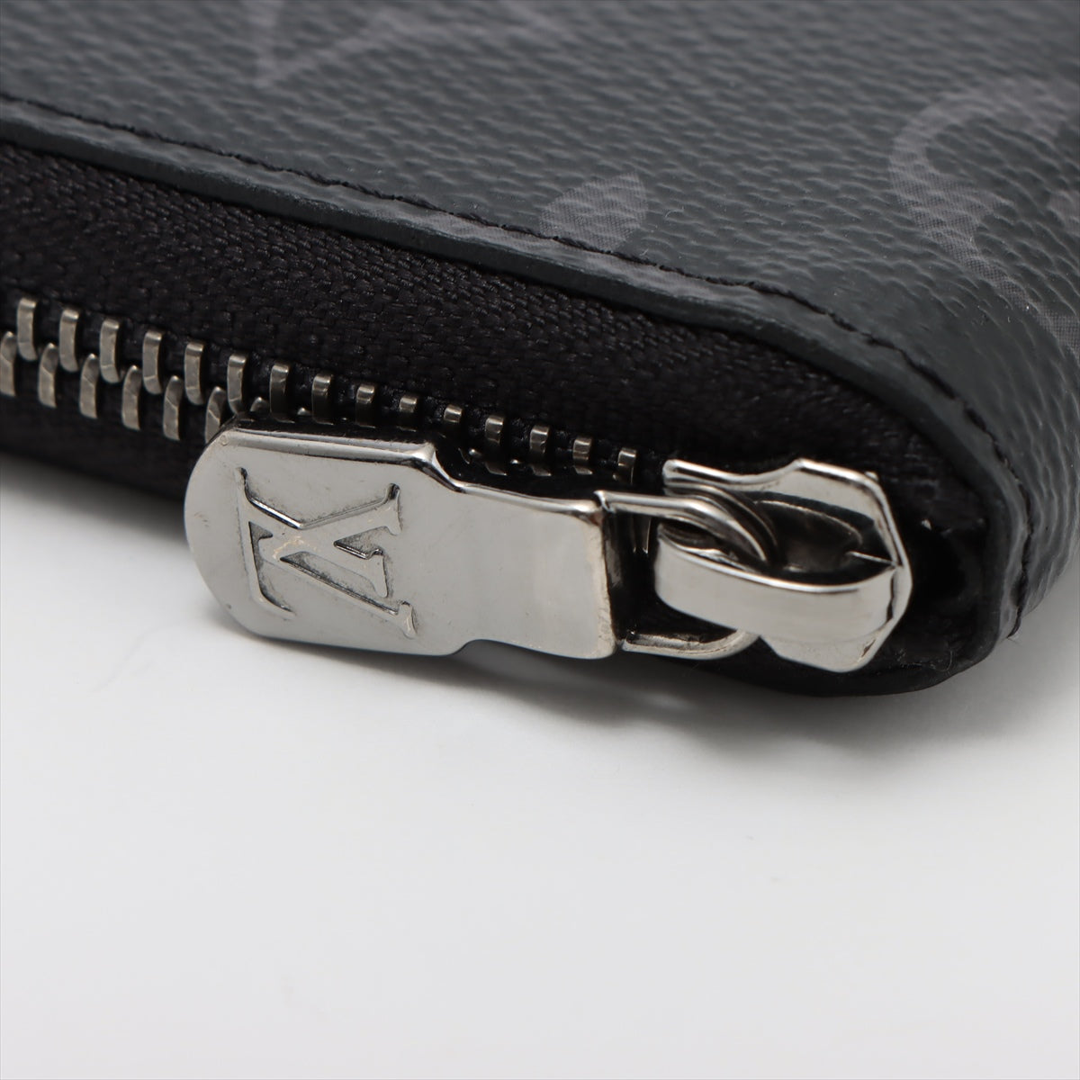 Louis Vuitton Monogram Zippie Wallet Vertical M62295 Black Round Zip Wallet