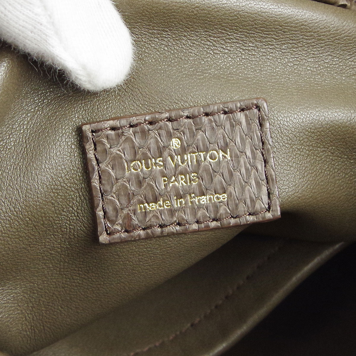 Louis Vuitton * 2010 Gris Monogram Exotic Artsy MM Hobo Handbag M90886