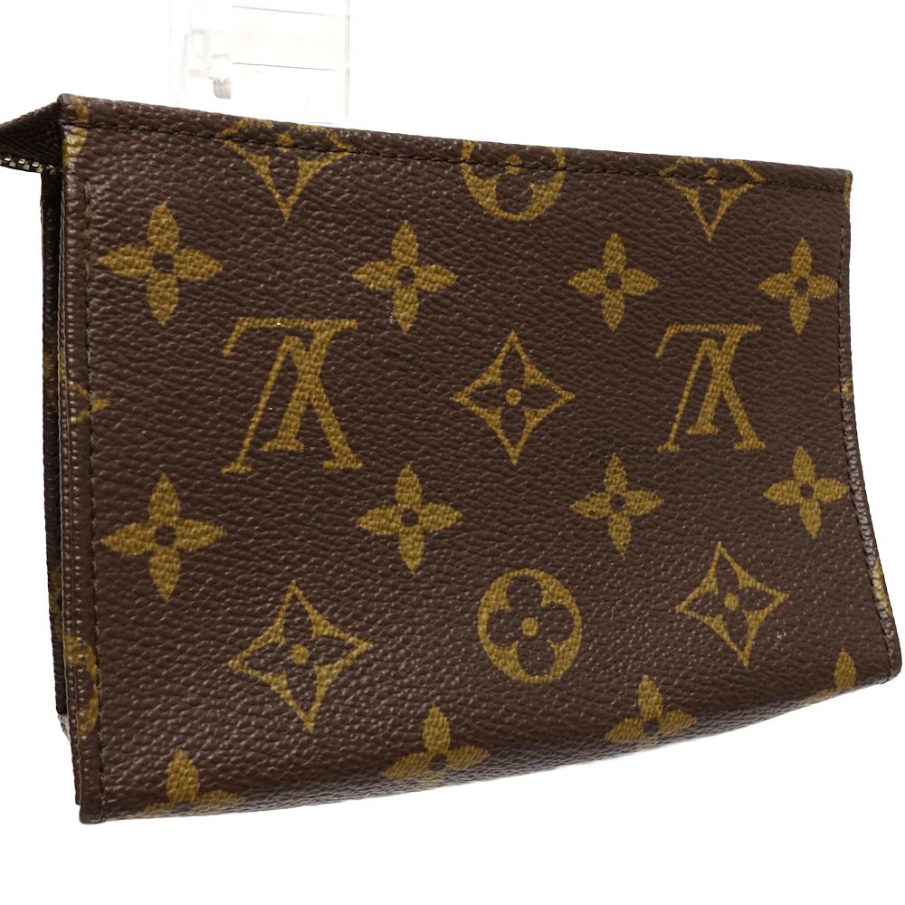 Louis Vuitton Monogram Toiletry Pouch 15 M47546