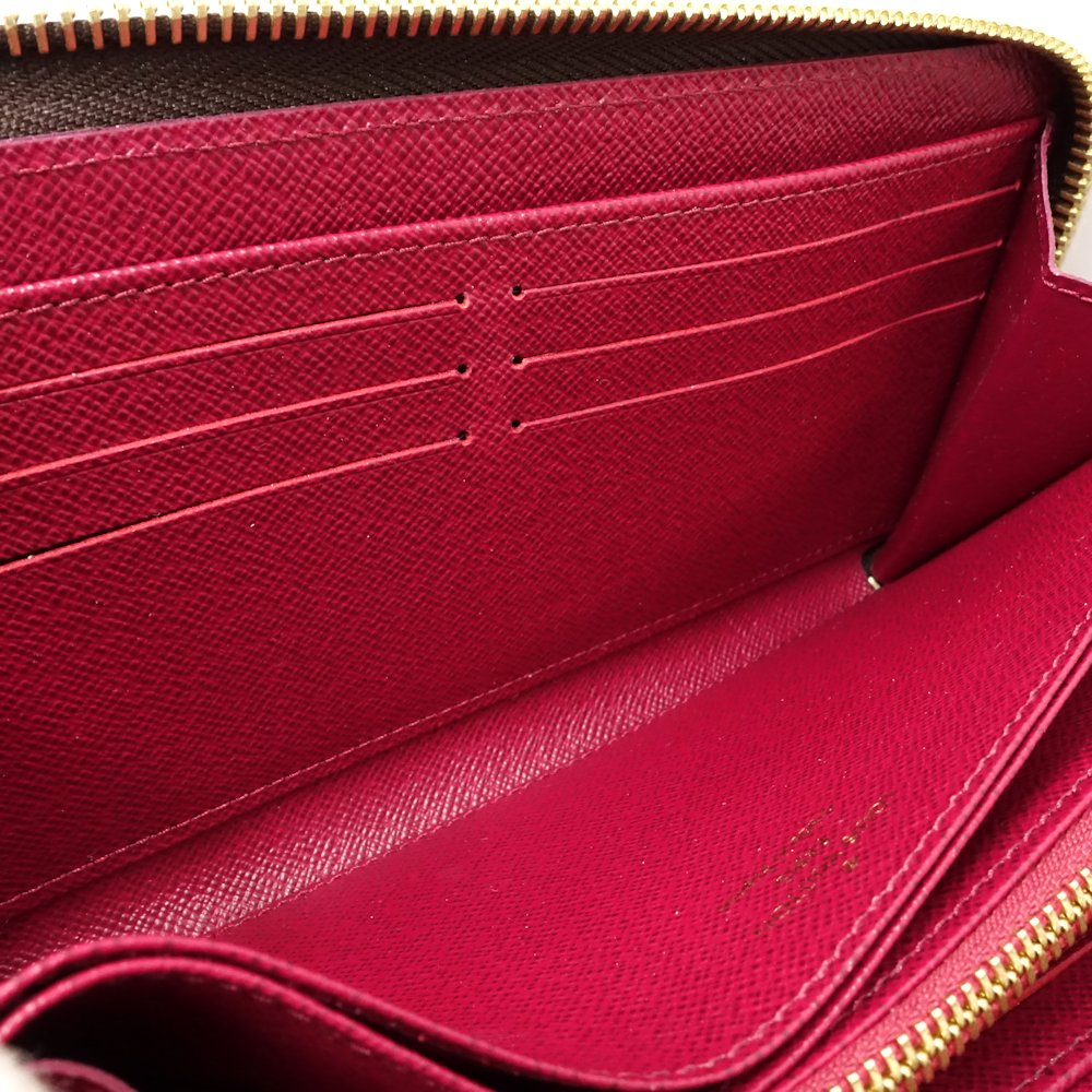 Louis Vuitton Monogram Zippy Wallet M41895