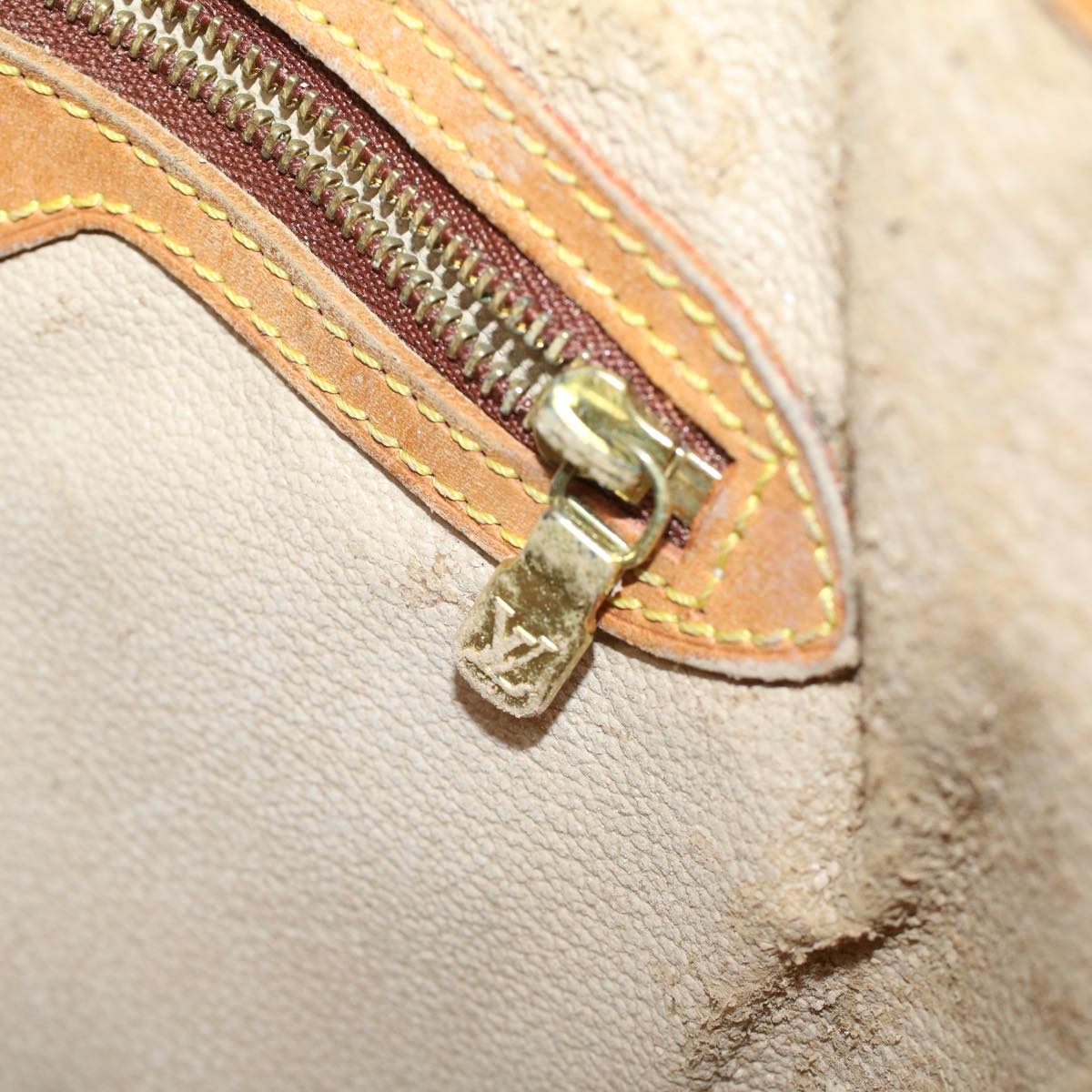 LOUIS VUITTON Monogram Bucket GM Shoulder Bag M42236 LV 18508C
