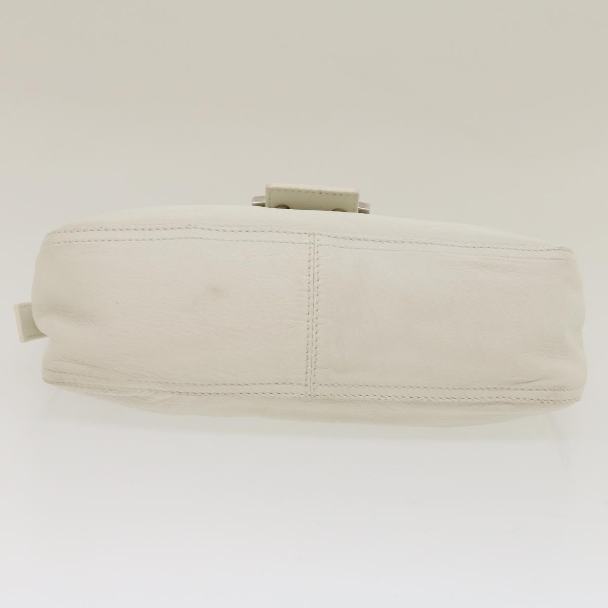 Luxury Fendi Baguette Shoulder Bag - '00s