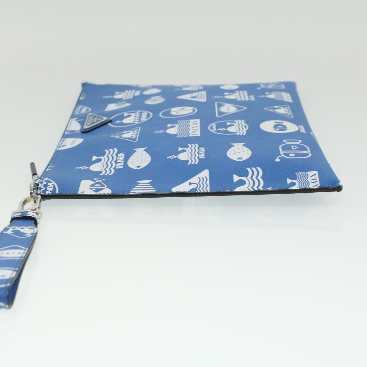 Luxury PradaSaffiano Clutch Bag