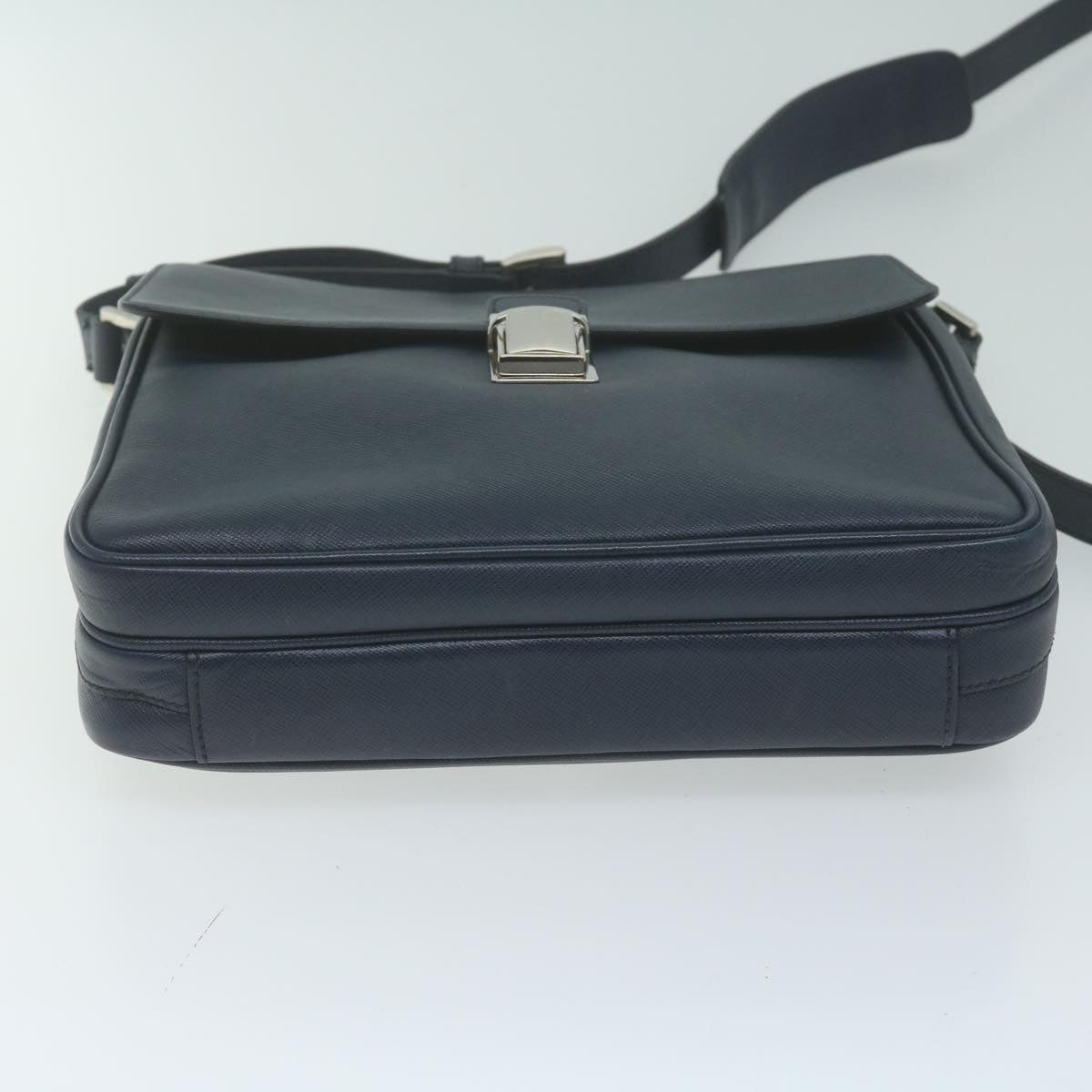 Luxury PradaSaffiano Shoulder Bag