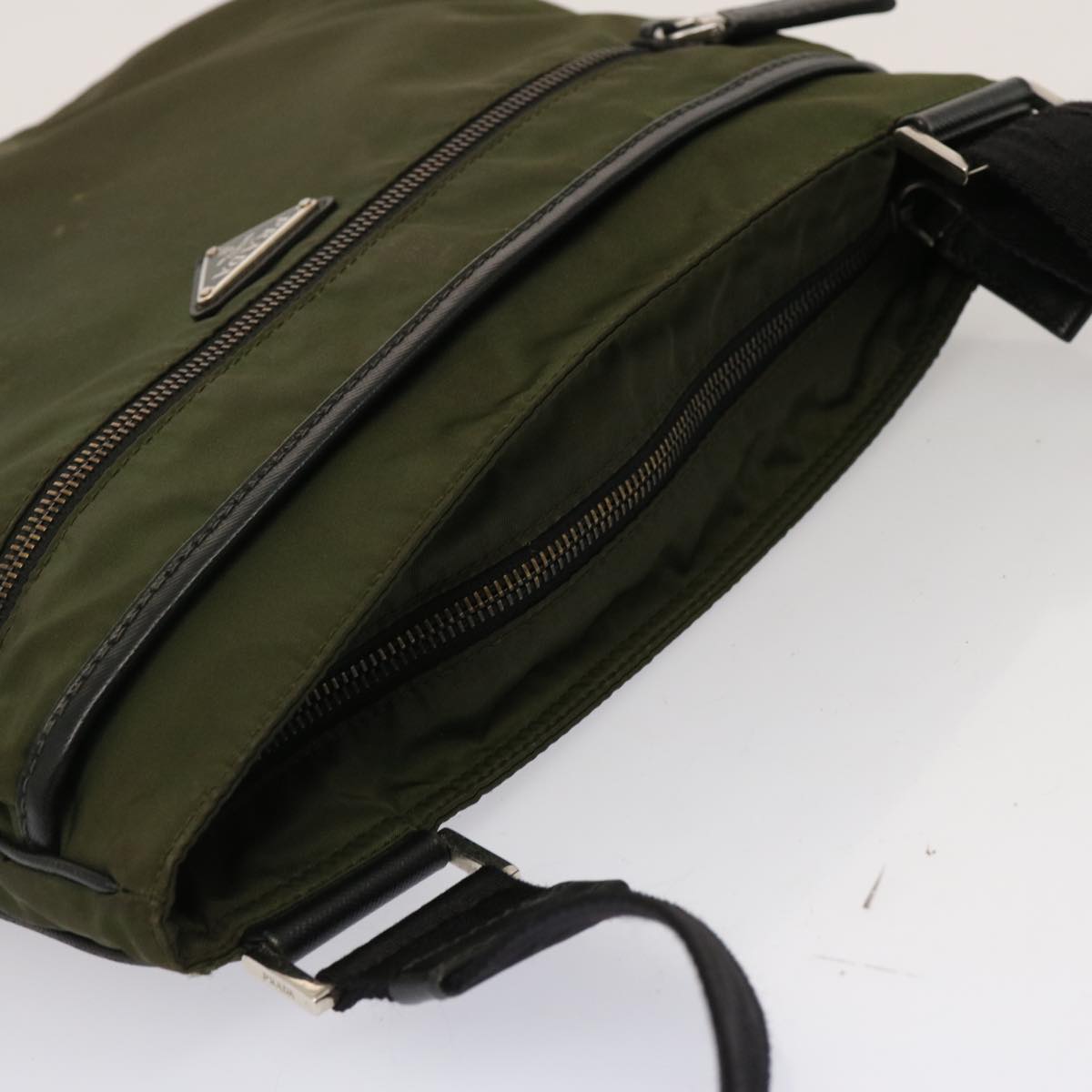 Luxury PradaTessuto Shoulder Bag