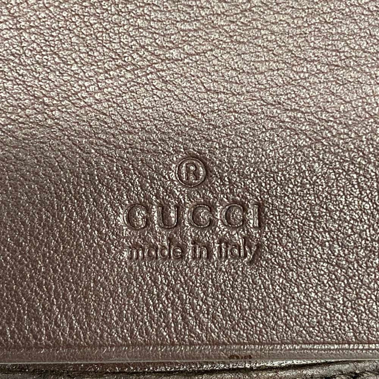 Gucci  Leather Wallet  ()