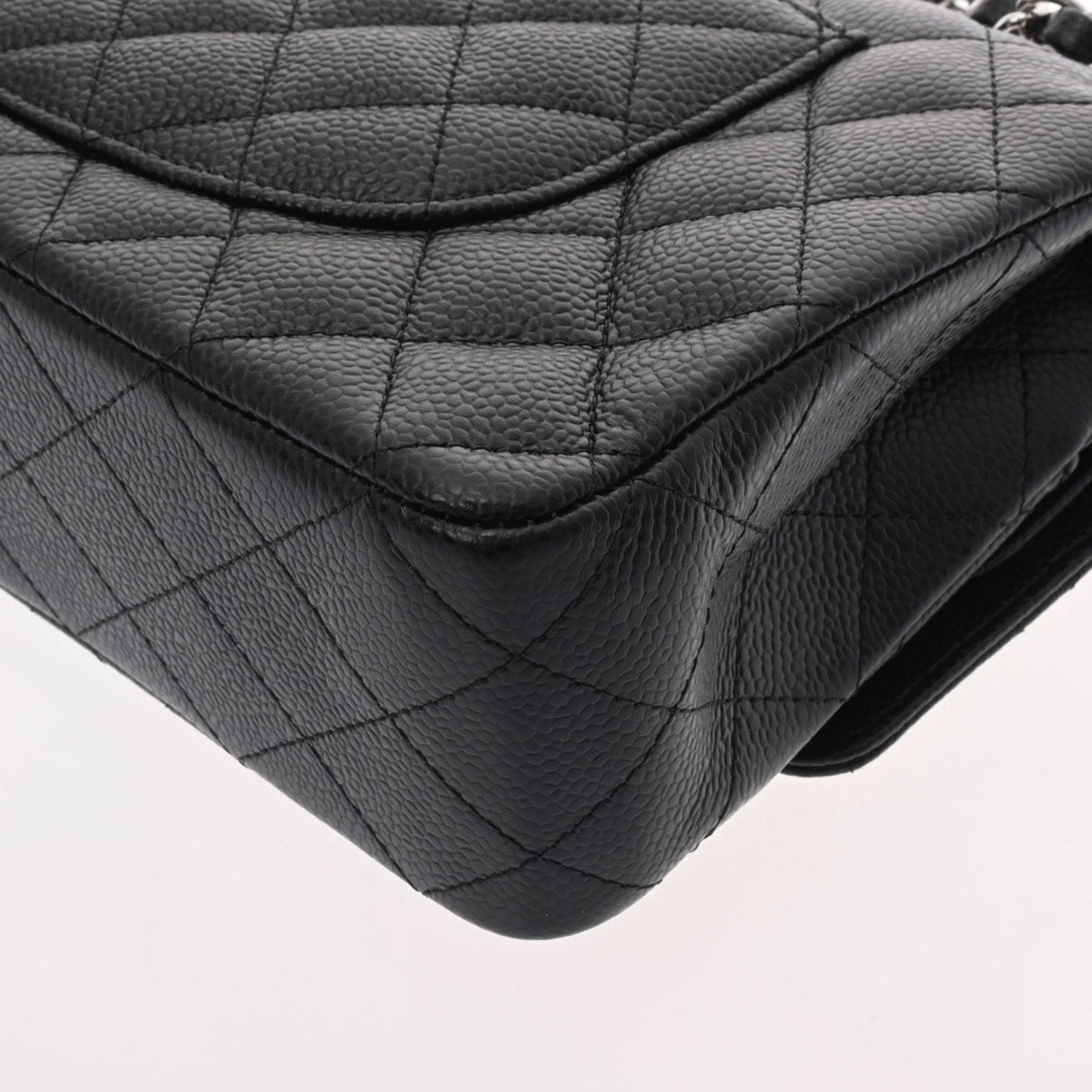 CHANEL matelasse W flap chain shoulder 25cm black A01112 ladies caviar skin bag