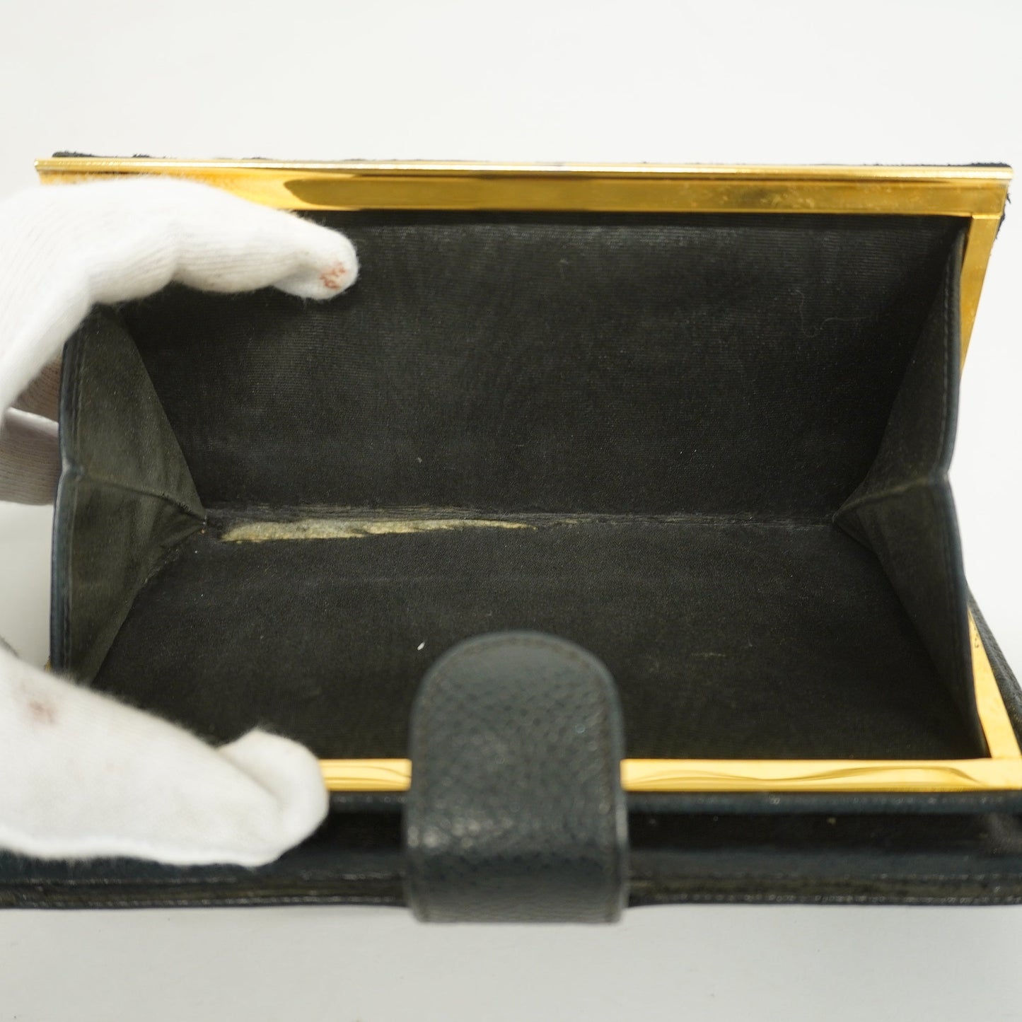 CHANEL[3cc2399]   long wallet caviar skin black gold metal