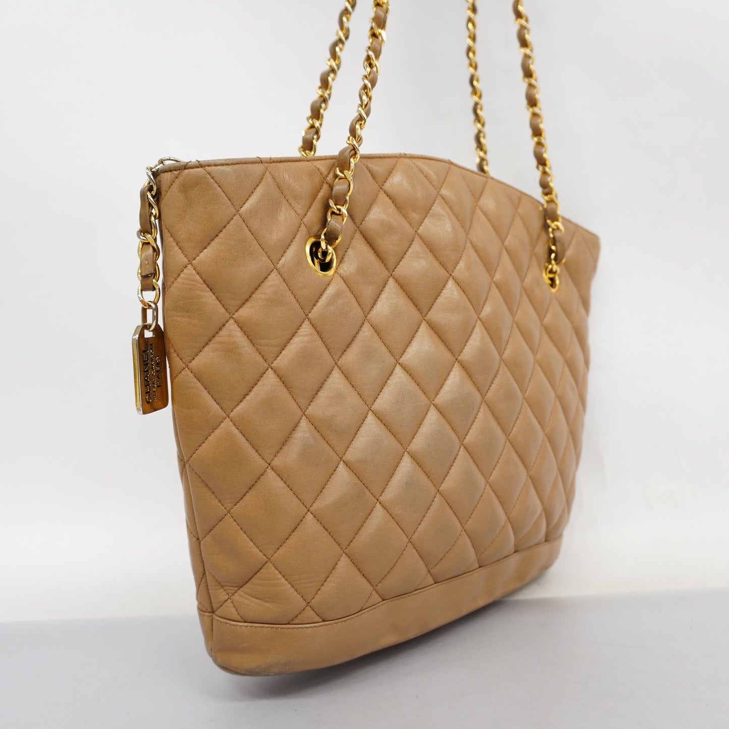 Luxury Chanel  Matelasse Chain Shoulder Lambskin Women's Leather Shoulder Bag Brown
