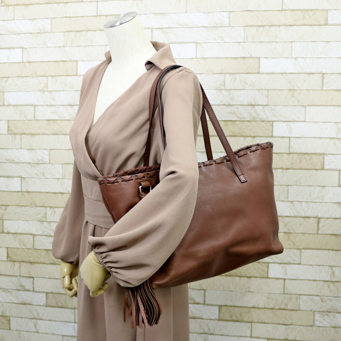 Luxury Gucci Shoulder Bag Bamboo Brown Ladies