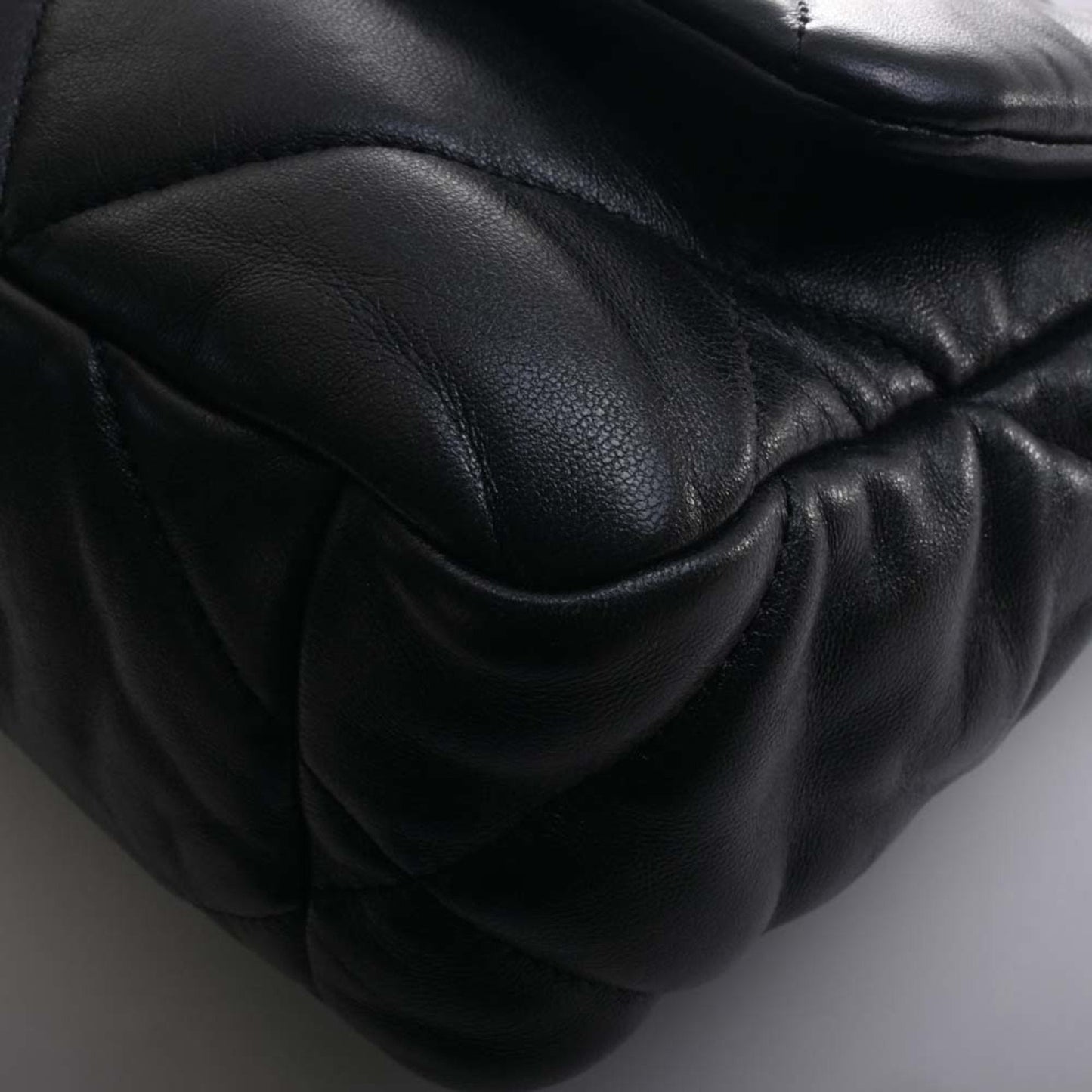 Luxury Chanel Lambskin  19 Coco Mark Chain Shoulder Bag Black Ladies
