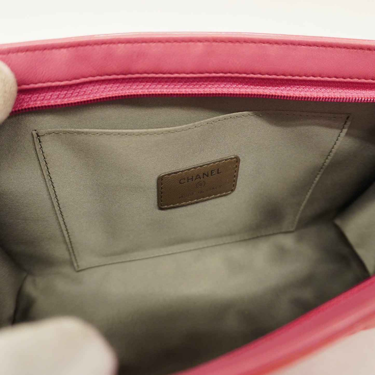 CHANEL  Icon Icon Women's Patent Leather,Rayon Handbag Pink