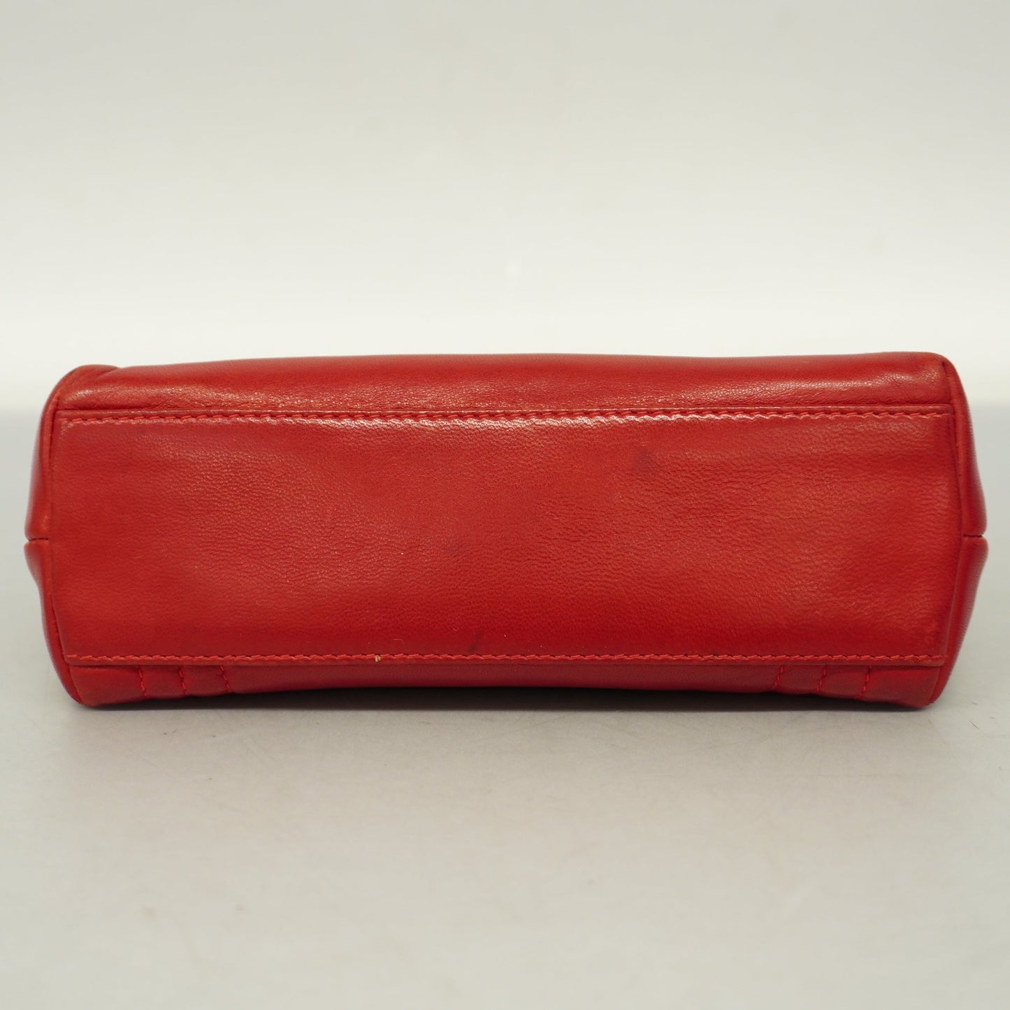 Luxury Chanel  Women's Leather Shoulder Bag Red Color