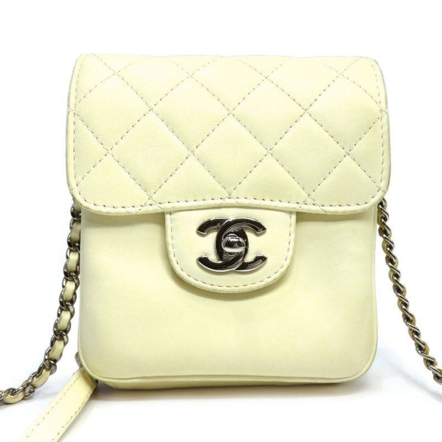 Luxury Chanel matelasse turn lock chain shoulder bag pouch wallet white 16 series