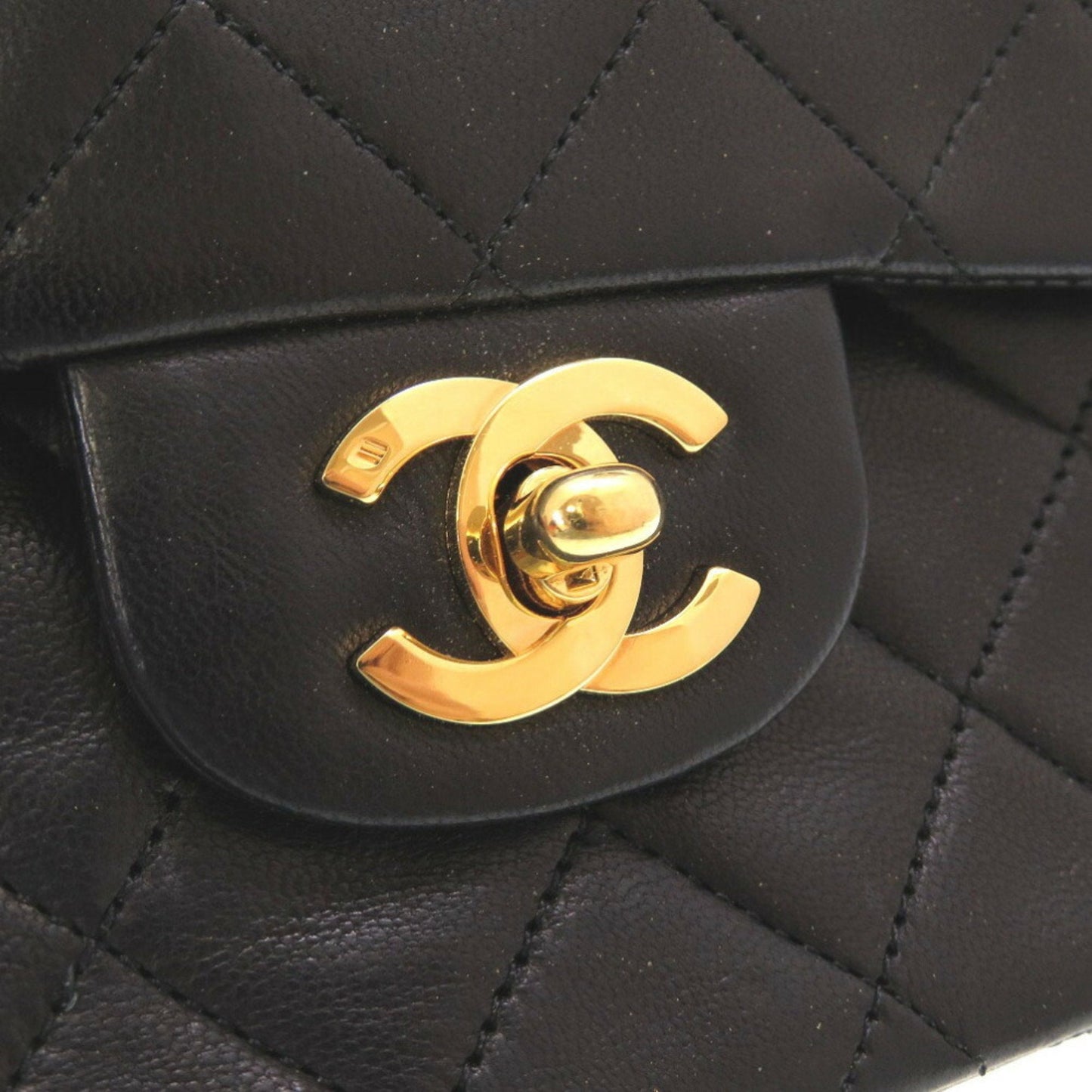 Chanel Matelasse 25 Lambskin Black 0 Series W Flap Gold Chain Shoulder Bag Double Lid