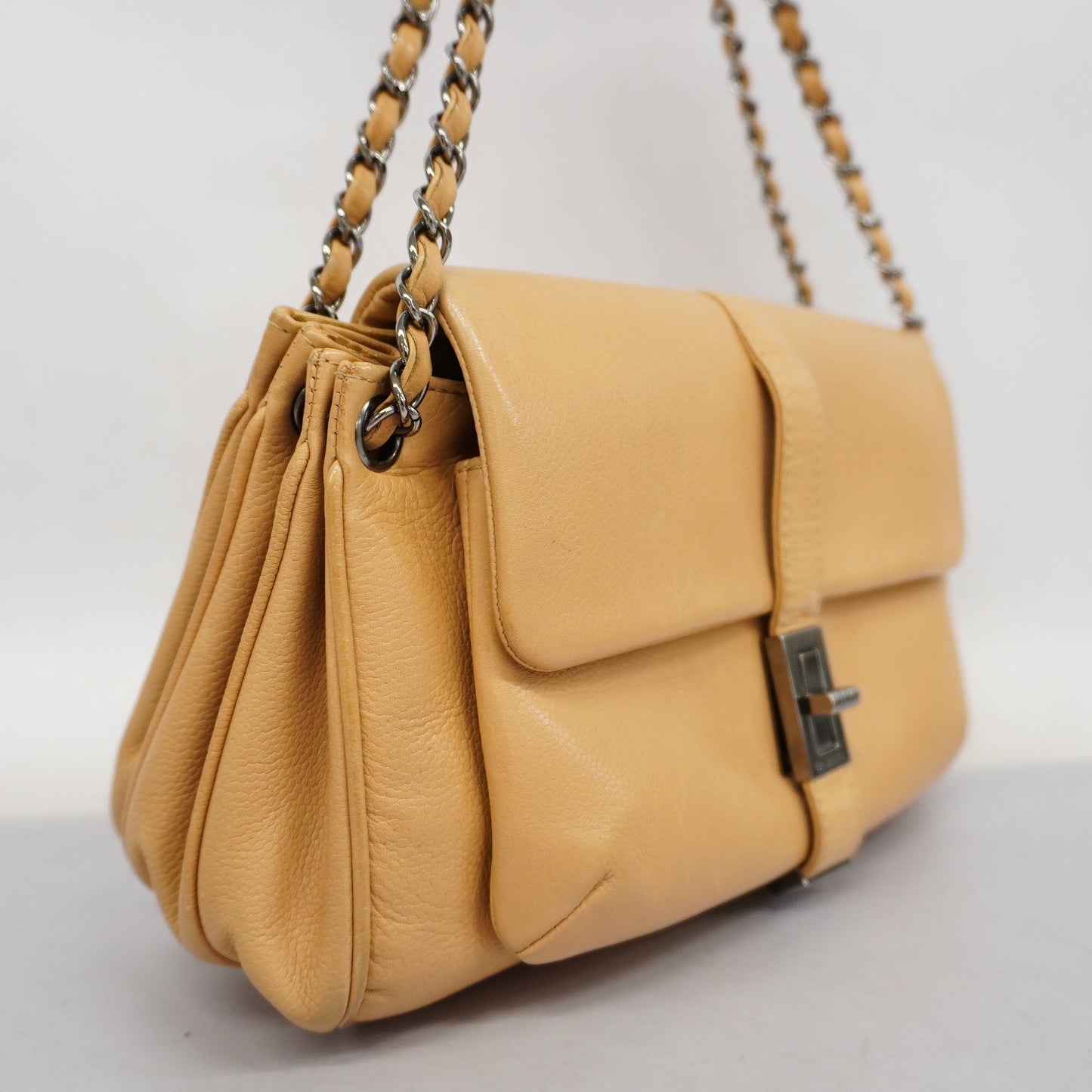 Luxury Chanel  2.55 Chain Shoulder Bag Women's Caviar Leather Shoulder Bag Beige