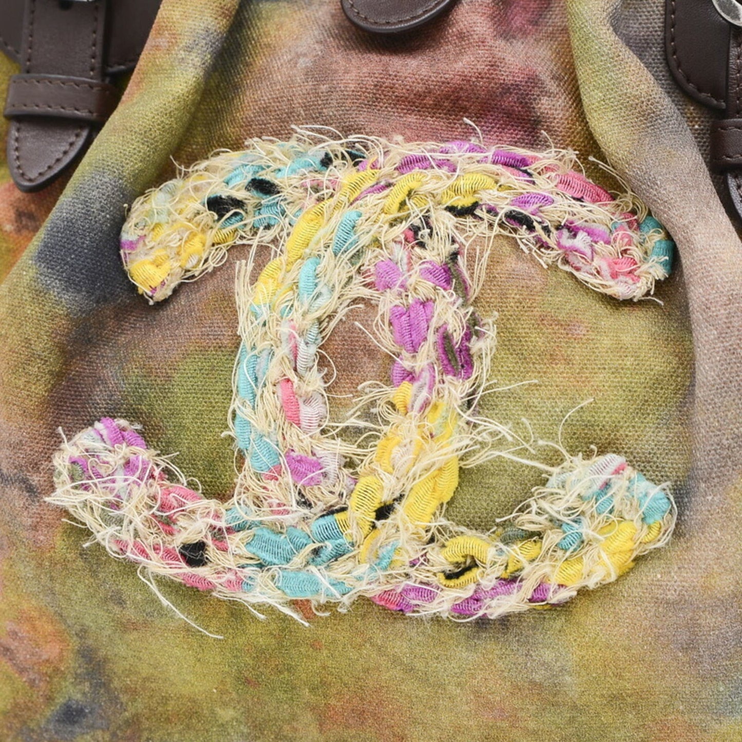 Luxury Chanel Embroidery Graffiti Clasp Handbag Khaki A92791