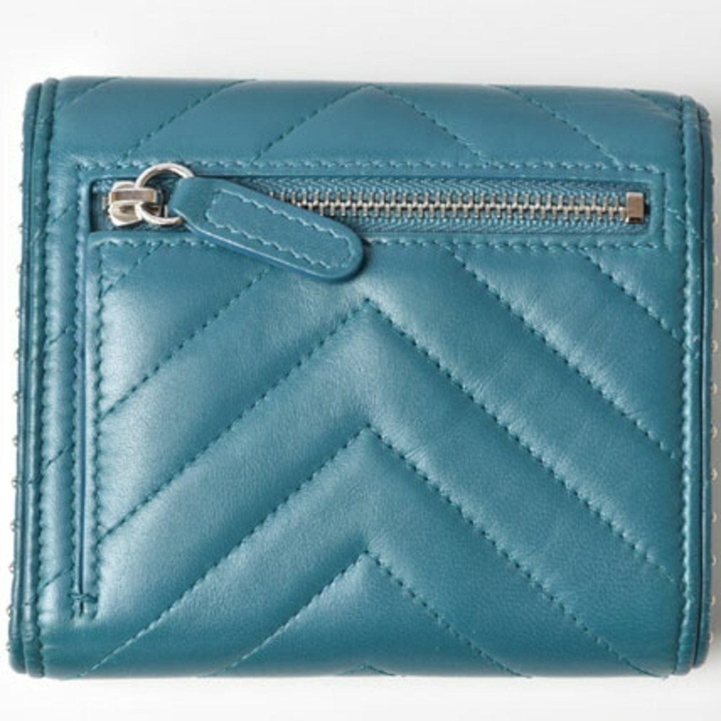 Luxury Chanel wallet  chevron studs turquoise blue